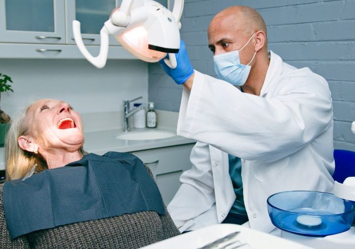 Odontoiatria geriatrica: le nuove sfide del prossimo futuro